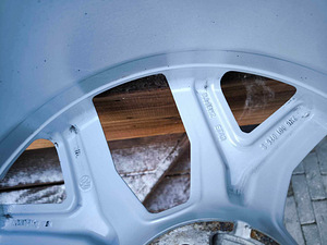 19" оригинальные колеса Volkswagen 5x120 (7 фото из 7)