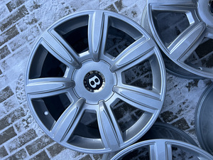 20" оригинальные колеса Bentley 5x112