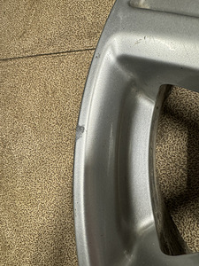 17" Ford Ranger originaalvelg 6x139,7 (1tk) (2 foto / 4)