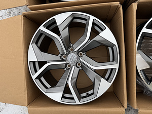 19" диски Audi 5x112 (новые, реплика)