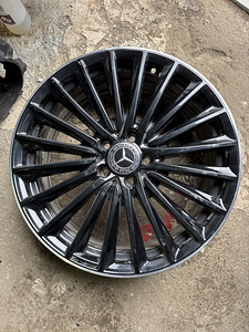 19" Mercedes-Benz AMG originaalvelg 5x112 (1tk) (1 foto / 2)