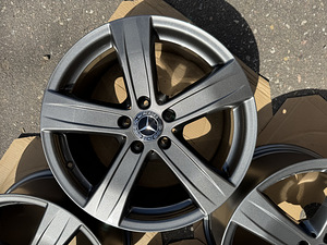 18" оригинальные диски Mercedes-Benz 5x112 (3 фото из 9)