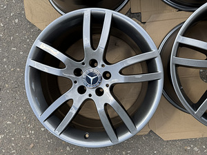 18" оригинальные широкие диски Mercedes-Benz 5x112 (2 фото из 10)
