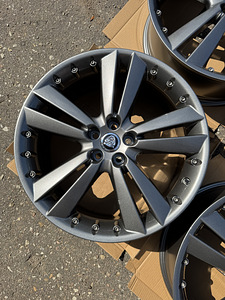 20" оригинальные диски Jaguar 5x108 + датчики (2 фото из 8)