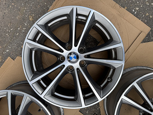 17" оригинальные диски BMW стиль 631 5x112 + датчики (3 фото из 7)