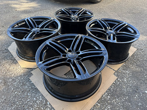 21" оригинальные диски Audi Peeler 5x130 (Q7 и Touareg) (5 фото из 9)