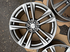 19" оригинальные диски Infinity/Nissan 5x114,3 + датчики (2 фото из 10)
