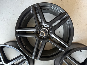19" диски Mercedes-Benz 5x112 (4 фото из 8)
