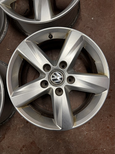 17" оригинальные диски Volkswagen Touareg 5x130 (2 фото из 7)
