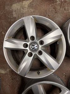 17" оригинальные диски Volkswagen Touareg 5x130 (5 фото из 7)