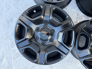 17" оригинальные диски Ford Ranger 6x139,7 (4 фото из 8)