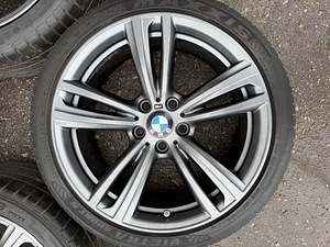 19" оригинальные диски BMW стиль 442M 5x120 с летними шинами 6,5мм (6 фото из 10)