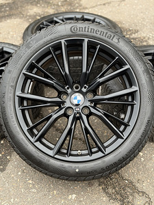 18" оригинальные разноширокие диски BMW стиль 796M 5x112 + шины (1 фото из 10)