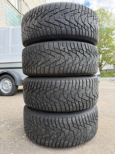 17" диски BMW 5x120 + шипованные шины 225/55/17 (7,5 мм) (7 фото из 9)