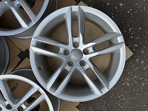 18" оригинальные диски Audi 5x112 (4 фото из 9)