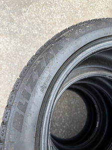 245/45/19 шины Bridgestone m+s (7 фото из 7)