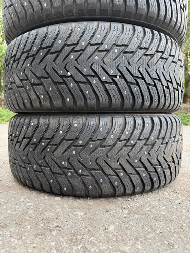 265/60/18 Nokian naastrehvid 9,2mm