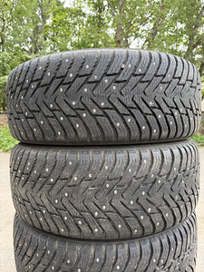 265/60/18 Nokian naastrehvid 9,2mm (3 foto / 6)