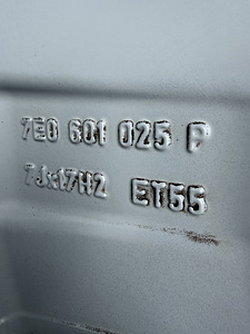 17" оригинальные диски Volkswagen Multivan 5x120 + 215/60/17 (9 фото из 10)