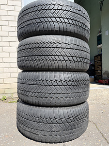 19" Porsche Cayenne originaalveljed 5x130 + 265/50/19 m+s (6 foto / 9)