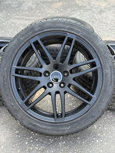 18" оригинальные диски Audi 5x112 + летние шины 235/45/18 (6 мм) (1 фото из 10)