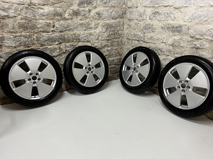 BMW i3 talverattad 4tk (valuveljed + lamellrehvid) (1 foto / 8)