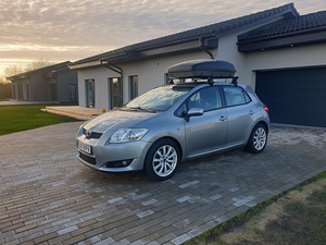Toyota Auris 2.0 d-4d 2009 (5 foto / 8)