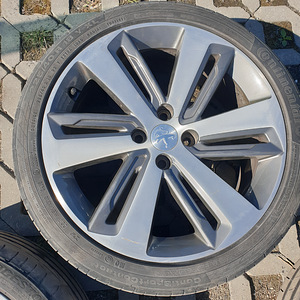 Peugeot original 4x108 18" диски с летней резиной 225/40/18 (4 фото из 10)