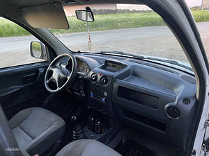 Citroen Berlingo kaubik tingi (5 foto / 5)