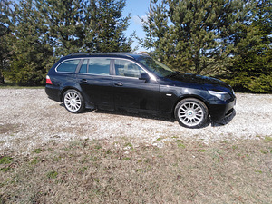 BMW 530 xd (9 фото из 10)