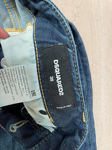 Джинсы Dsquared2 (4 фото из 5)