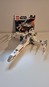 75301 LEGO Star Wars Luke Skywalker's X-wing Fighter (1 foto / 4)