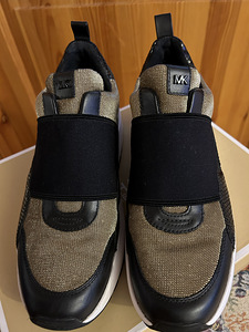 Майкл Корс 40 (3 фото из 3)