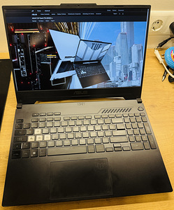 ASUS TUF Dash F15. Intel i7 12650H, 16GB DDR5, RTX3060 6GB (1 foto / 6)