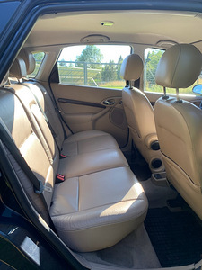Ford Focus 1.8TDDi 66kw Ghia (6 foto / 10)