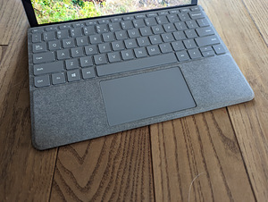 » M: планшет Microsoft Surface Go 3 + клавиатура MS (2 фото из 3)
