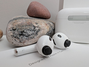 Apple AirPods Pro 3 (5 foto / 5)