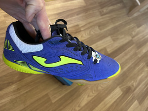 Joma uued jalatsid (4 foto / 5)