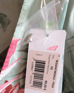 Guess body XS. Uus. (2 foto / 3)
