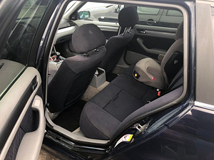 BMW 325i 141kw (5 foto / 5)