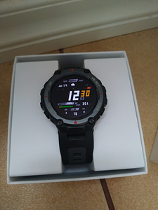 Amazfit T-Rex Pro (2 foto / 2)
