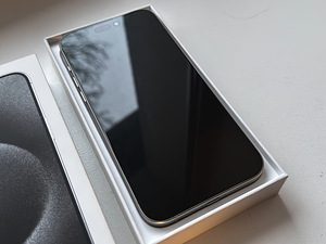 iPhone15 PRO Max 256GB белый (5 фото из 5)