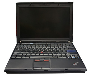 Lenovo x201 (i5, 1TB, 8GB RAM, Sim Card) (1 foto / 2)