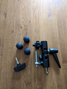 Statiiv Manfrotto 051NB (3 foto / 8)