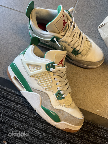 Jordan 4