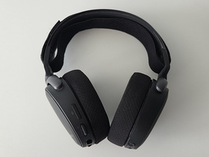 SteelSeries Arctis Pro Wireless – väga heas seisukorras (4 foto / 6)