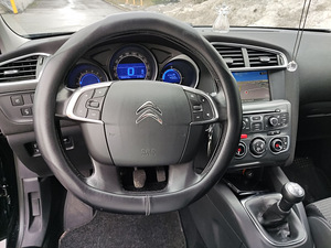Citroen C4 Collection (11 фото из 13)