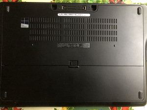 Dell Latitude E7450 i7 FHD (3 foto / 3)