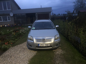 Toyota Avensis 2007 (1 foto / 7)
