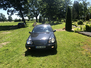 Mercedes benz c 200 kompressor avantgarde(müük,vahetus) (1 foto / 10)